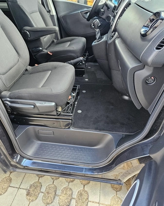 Renault Trafic cena 141000 przebieg: 155800, rok produkcji 2019 z Kutno małe 742